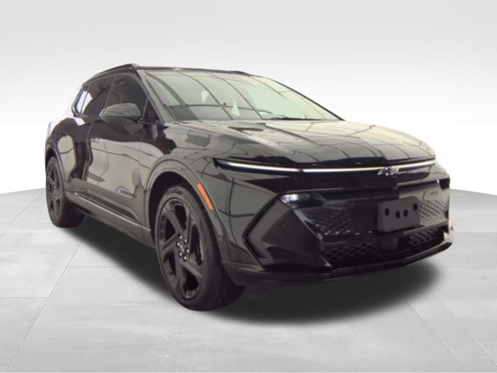 Used 2024 Chevrolet Equinox EV RS image 3