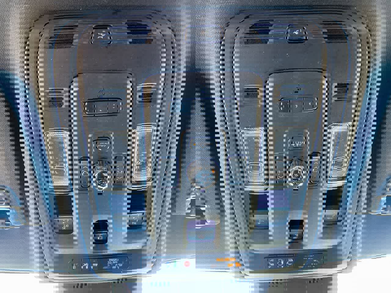 Used 2021 Cadillac Escalade ESV Premium Luxury w/ Performance Package image 36