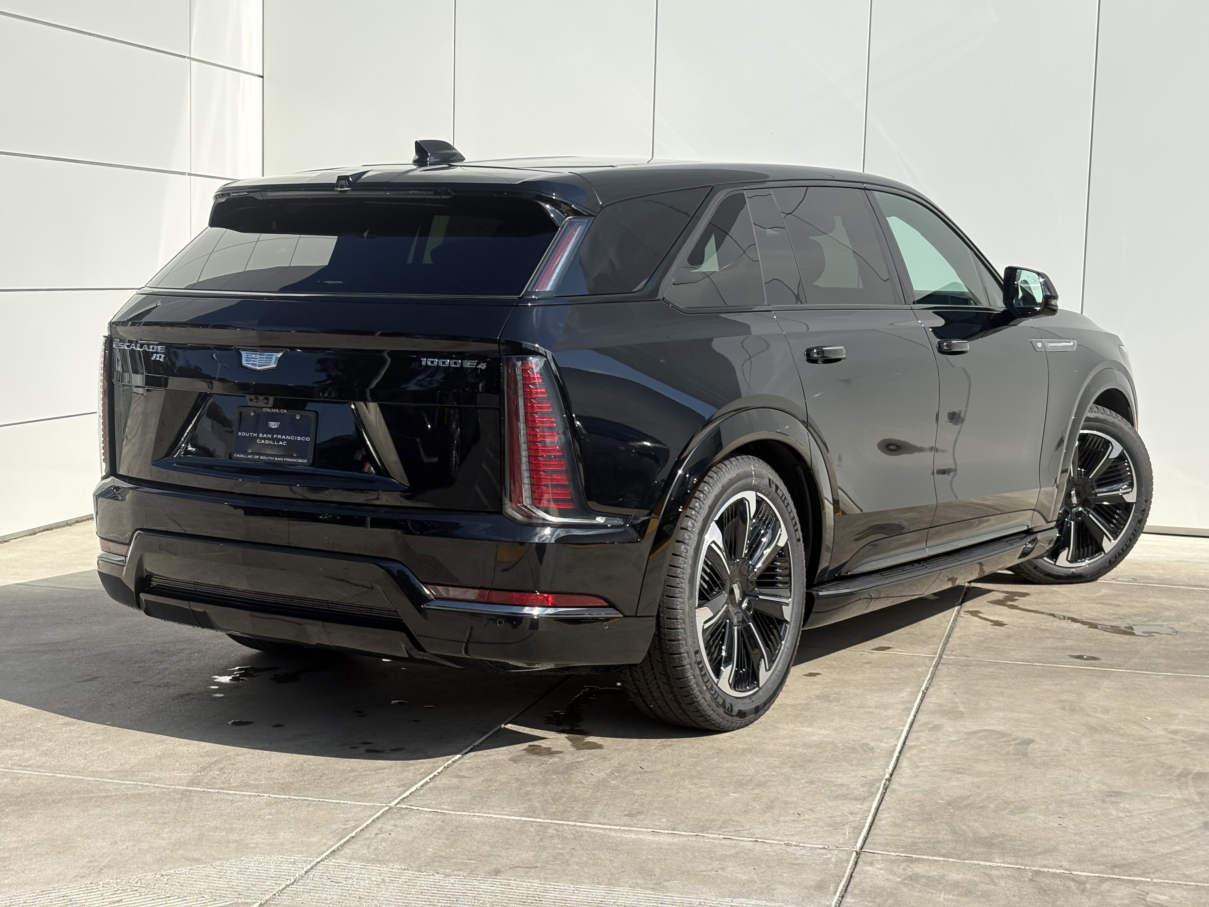 New 2026 Cadillac Escalade IQ Sport 2 w/ LPO, Premium Carpet Package image 7