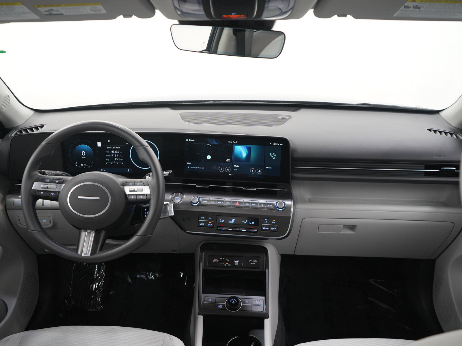 Used 2025 Hyundai Kona SEL AWD/4WD image 13
