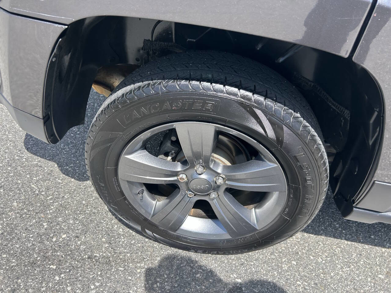 Used 2015 Jeep Patriot High Altitude AWD/4WD image 15