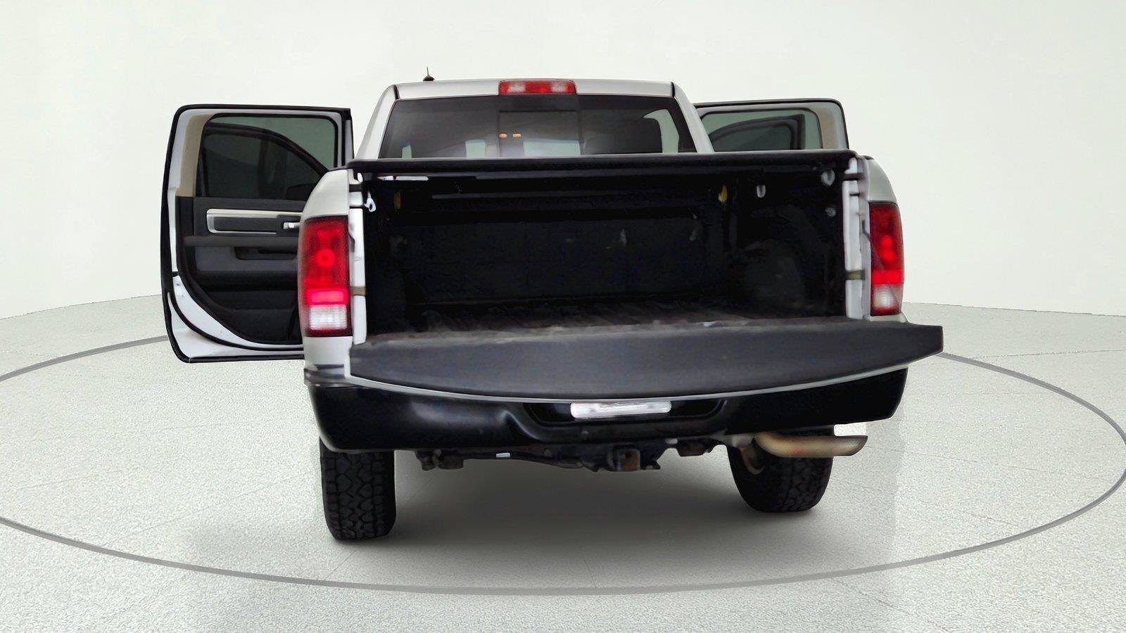 Used 2015 RAM 1500 Outdoorsman AWD/4WD image 13