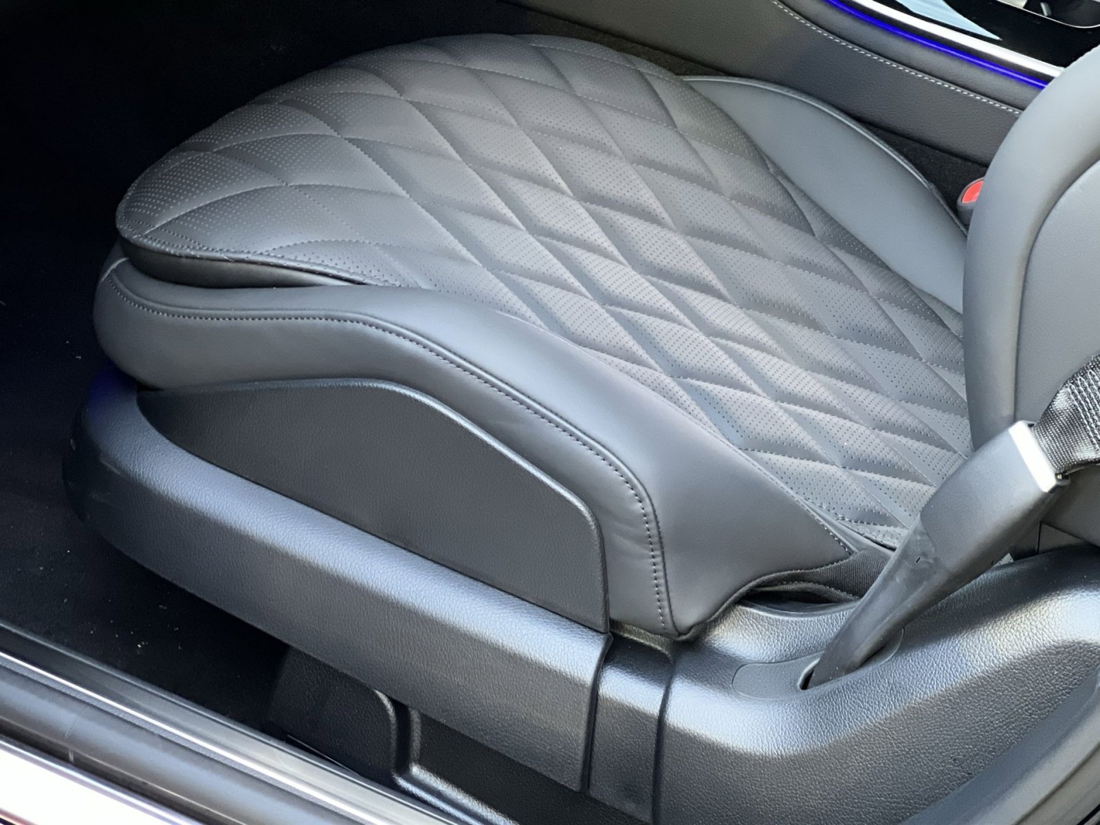 New 2026 Mercedes-Benz S 580 4MATIC Sedan image 12