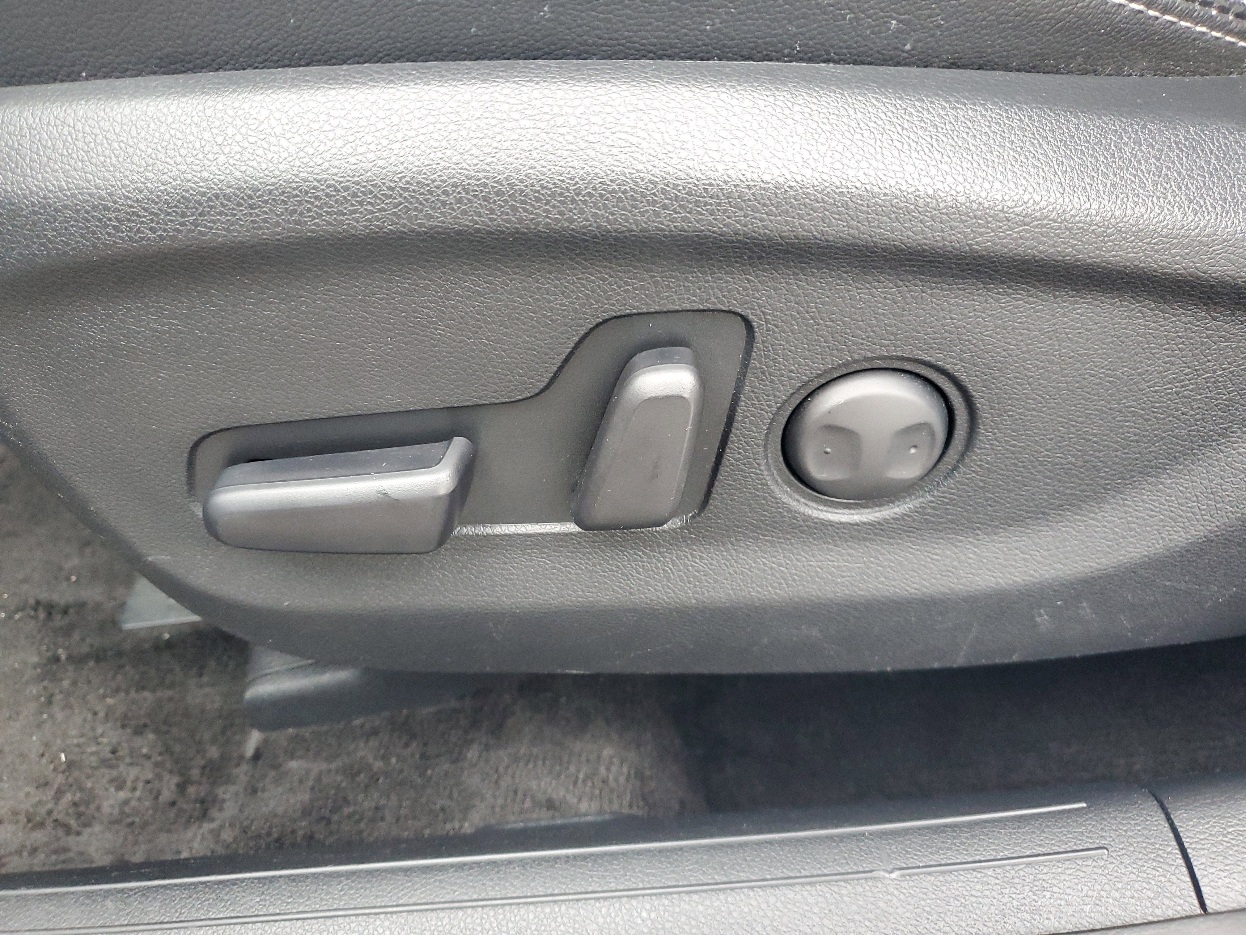 Certified 2021 Kia Sportage EX w/ EX Technology Package image 27