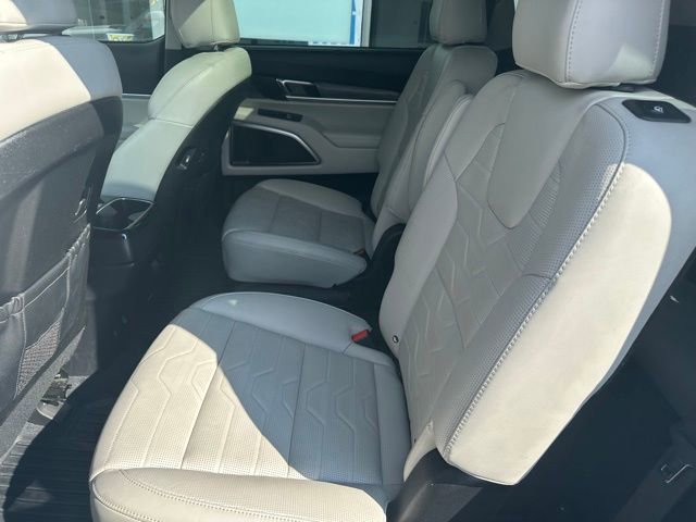 Used 2020 Kia Telluride SX w/ SX Prestige Package AWD/4WD image 24