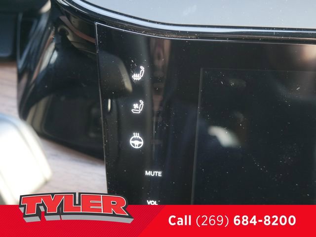 New 2026 Jeep Grand Cherokee Summit image 32