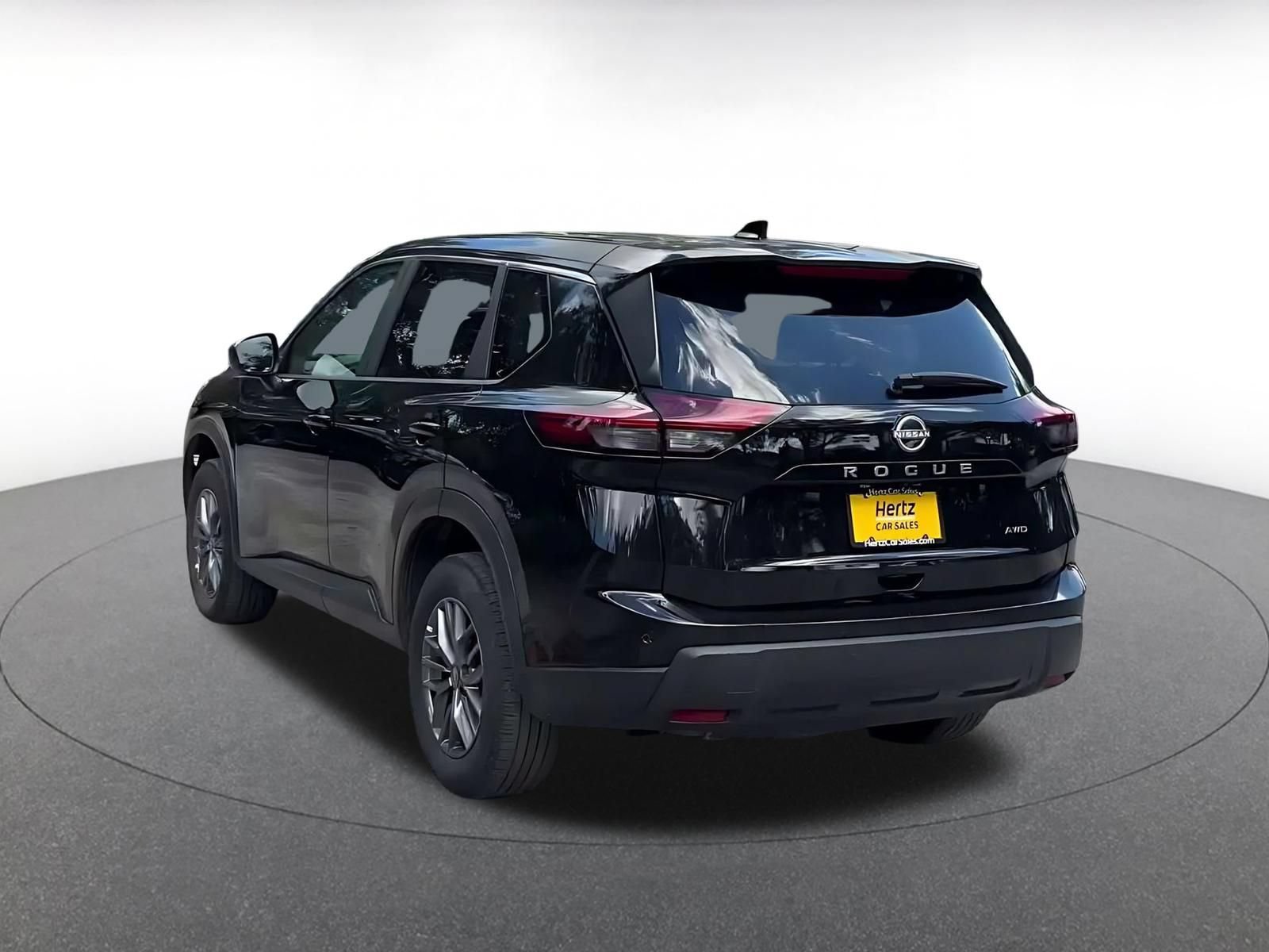 Used 2026 Nissan Rogue SV AWD/4WD image 10