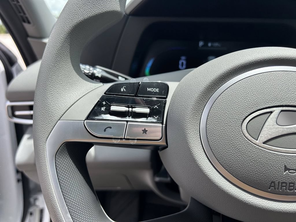 New 2026 Hyundai Elantra SE FWD image 26
