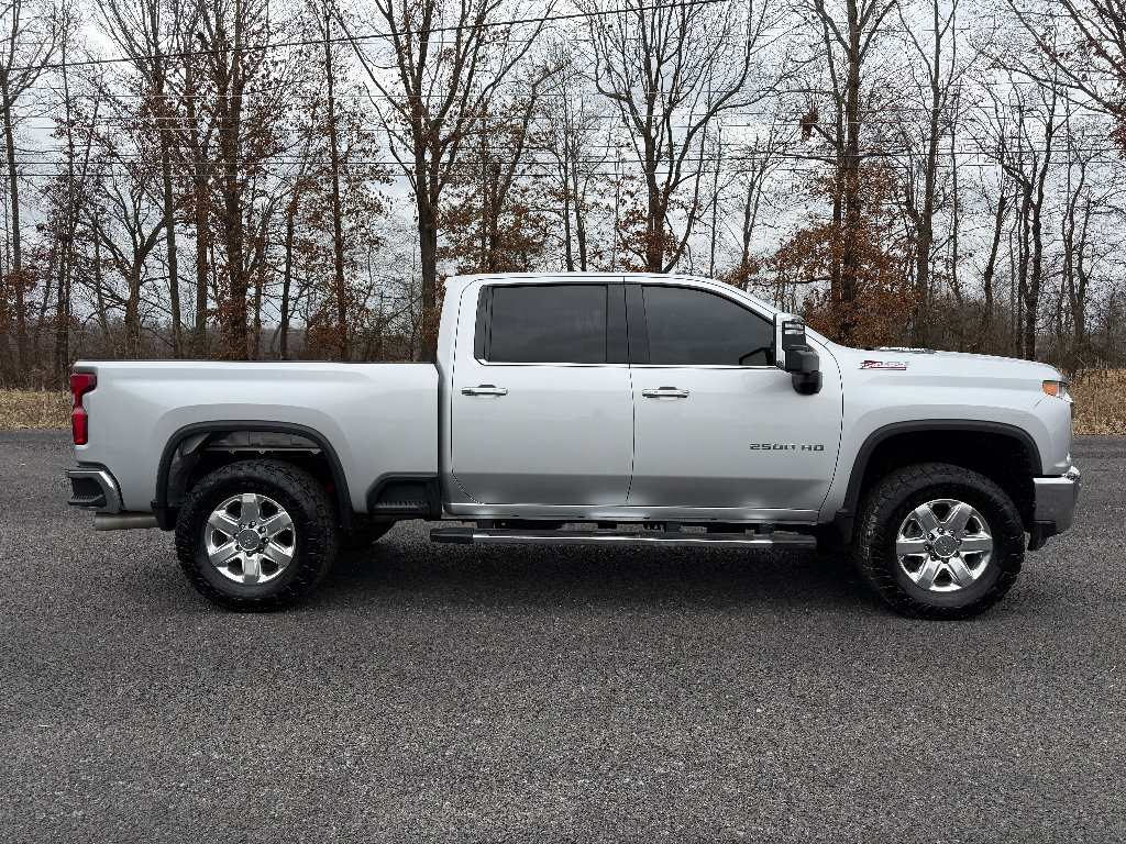 Used 2022 Chevrolet Silverado 2500 LTZ w/ LTZ Convenience Package image 14