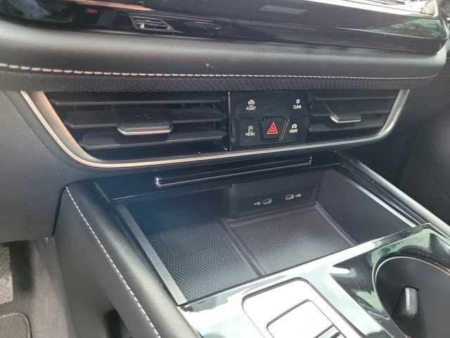 Used 2024 Volkswagen Atlas Cross Sport SE FWD image 33