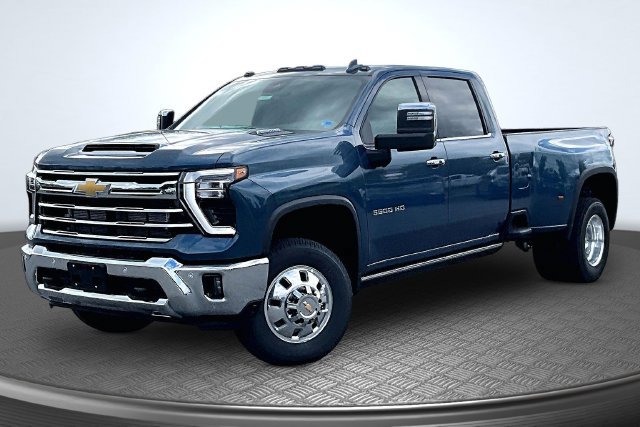 New 2026 Chevrolet Silverado 3500 LTZ w/ LTZ Plus Package AWD/4WD image 1