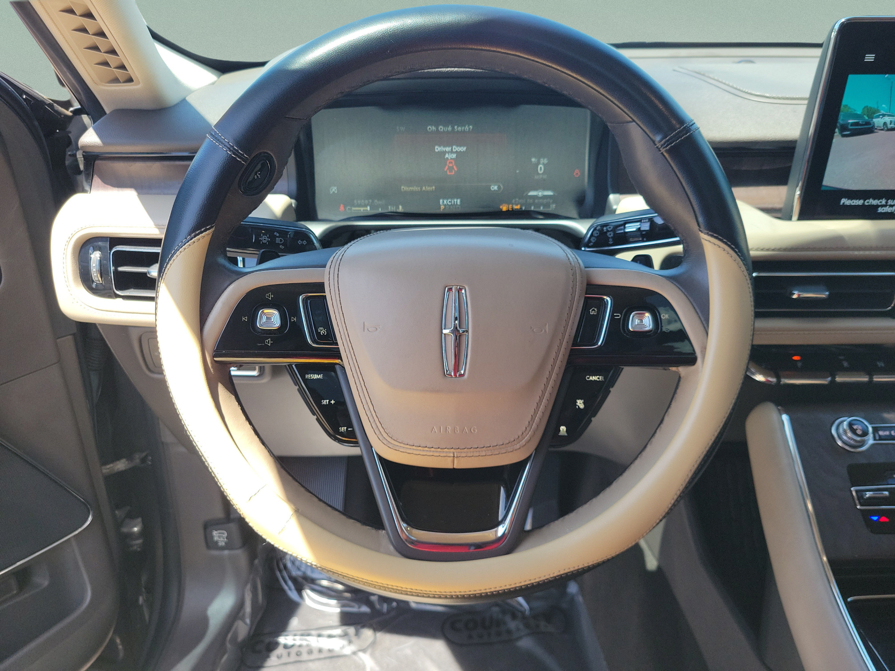 Used 2022 Lincoln Aviator Reserve w/ Equipment Group 201A RWD image 25