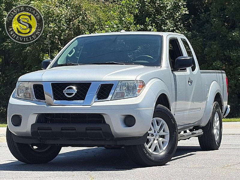 Used 2015 Nissan Frontier SV AWD/4WD image 1