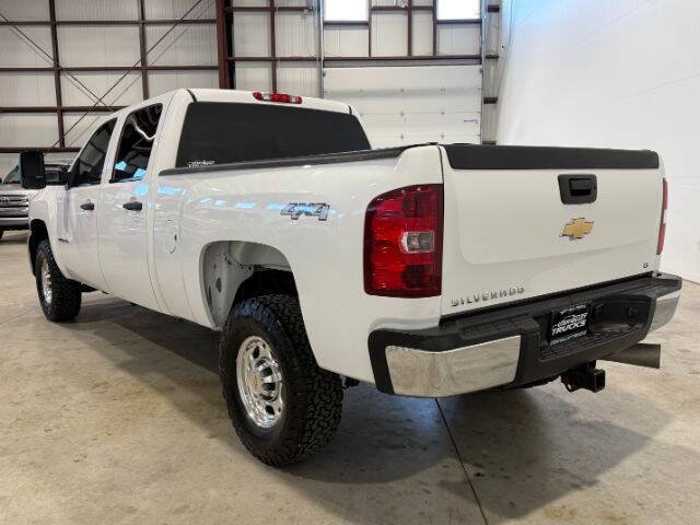 Used 2010 Chevrolet Silverado 2500 LT AWD/4WD image 11