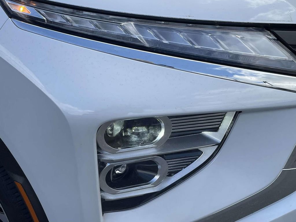 Used 2025 Mitsubishi Eclipse Cross SE image 9