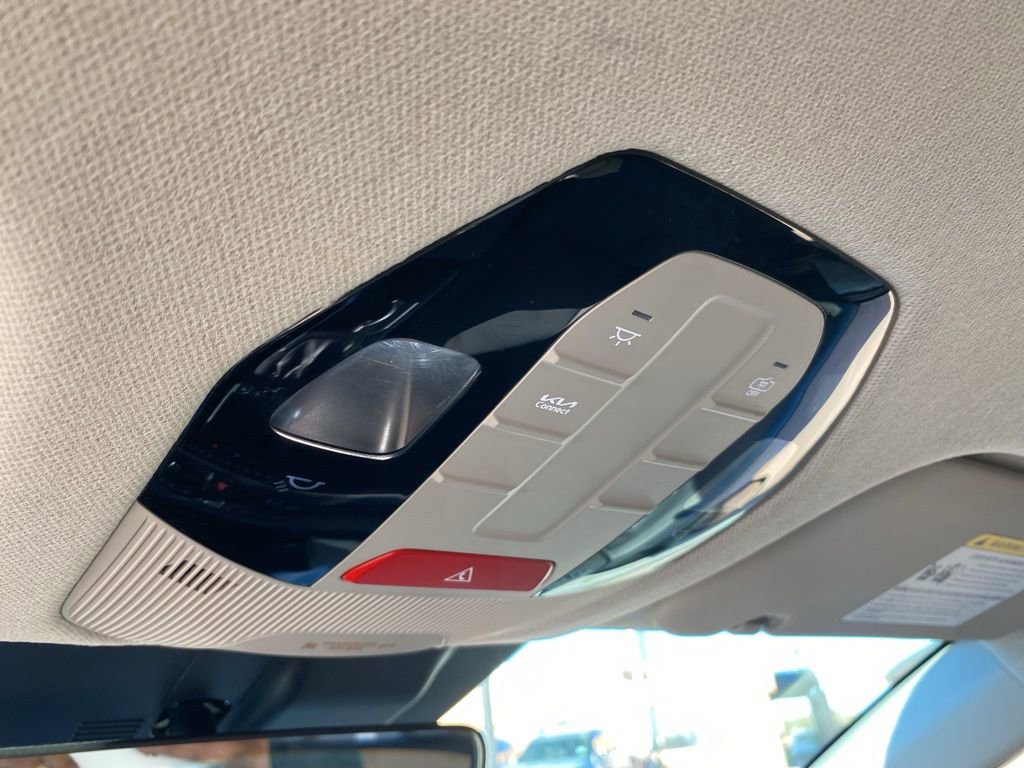 Certified 2025 Kia K4 FWD image 34