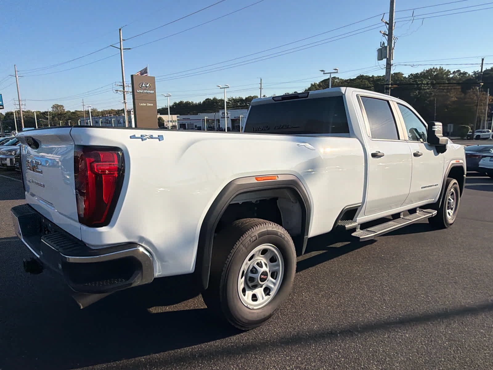 Certified 2024 GMC Sierra 3500 Pro w/ Fleet Convenience Package AWD/4WD image 3