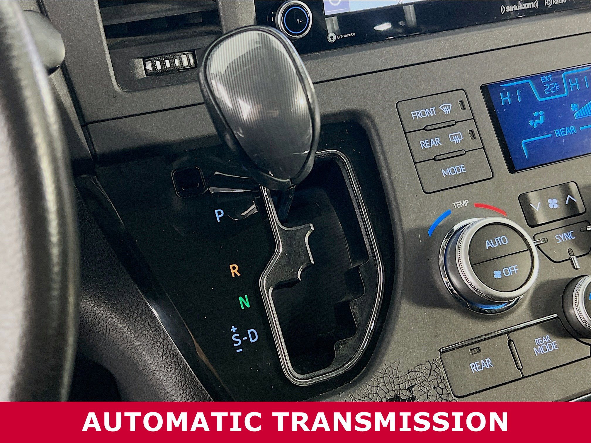 Used 2018 Toyota Sienna SE Premium image 12