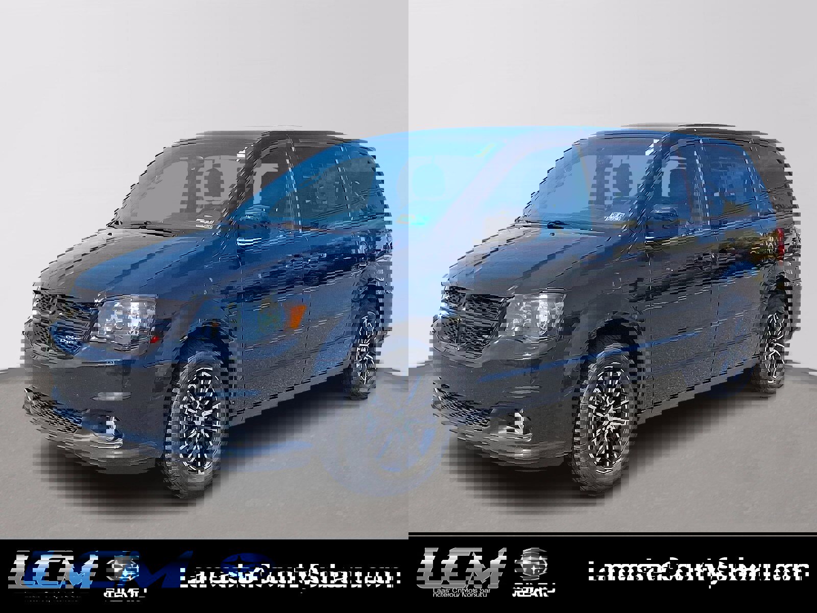 Used 2017 Dodge Grand Caravan SXT w/ Driver Convenience Group image 1