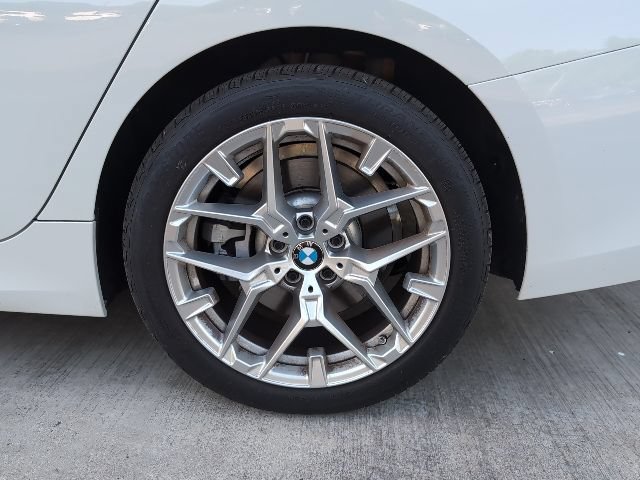 Used 2025 BMW 330i xDrive Sedan w/ Convenience Package AWD/4WD image 10
