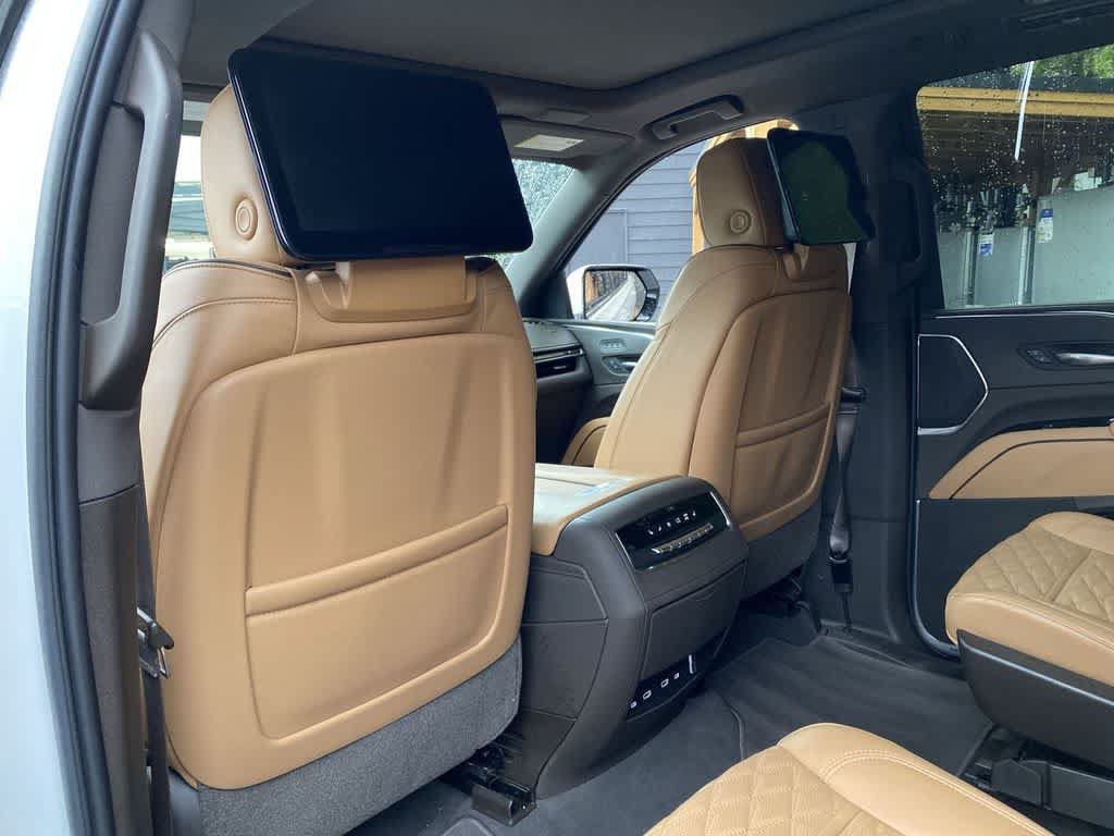 Used 2021 Cadillac Escalade Premium Luxury w/ Driver Assist Tech Package AWD/4WD image 16