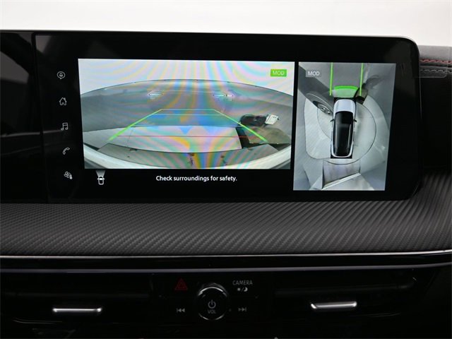 Used 2025 Nissan Kicks SR image 12