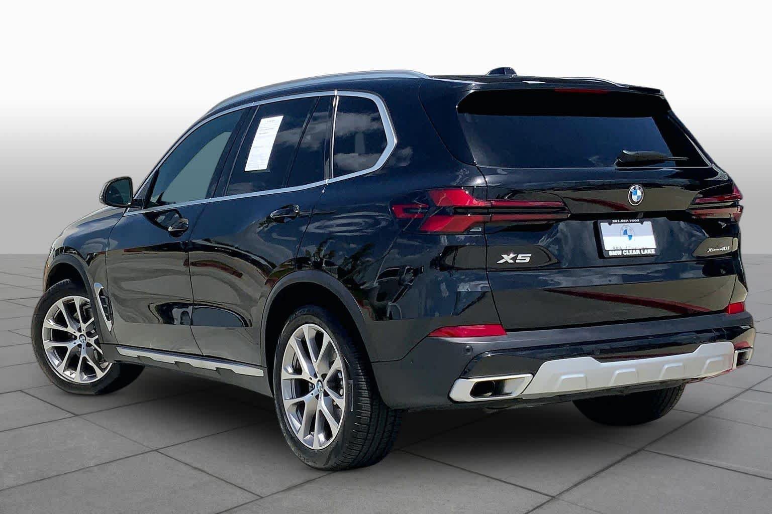Used 2024 BMW X5 xDrive40i w/ Premium Package AWD/4WD image 11