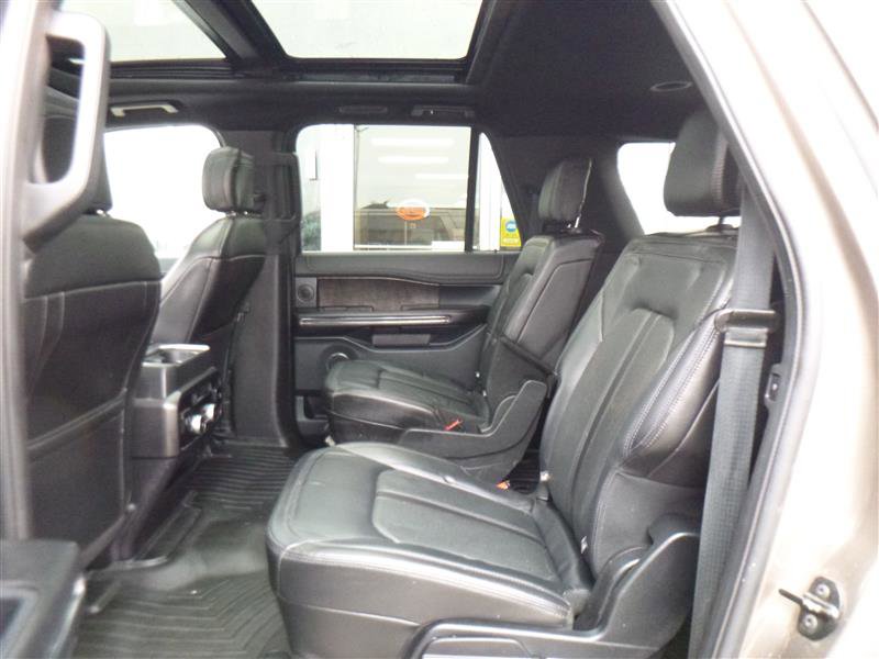 Used 2018 Ford Expedition Max Limited w/ Equipment Group 302A AWD/4WD image 6
