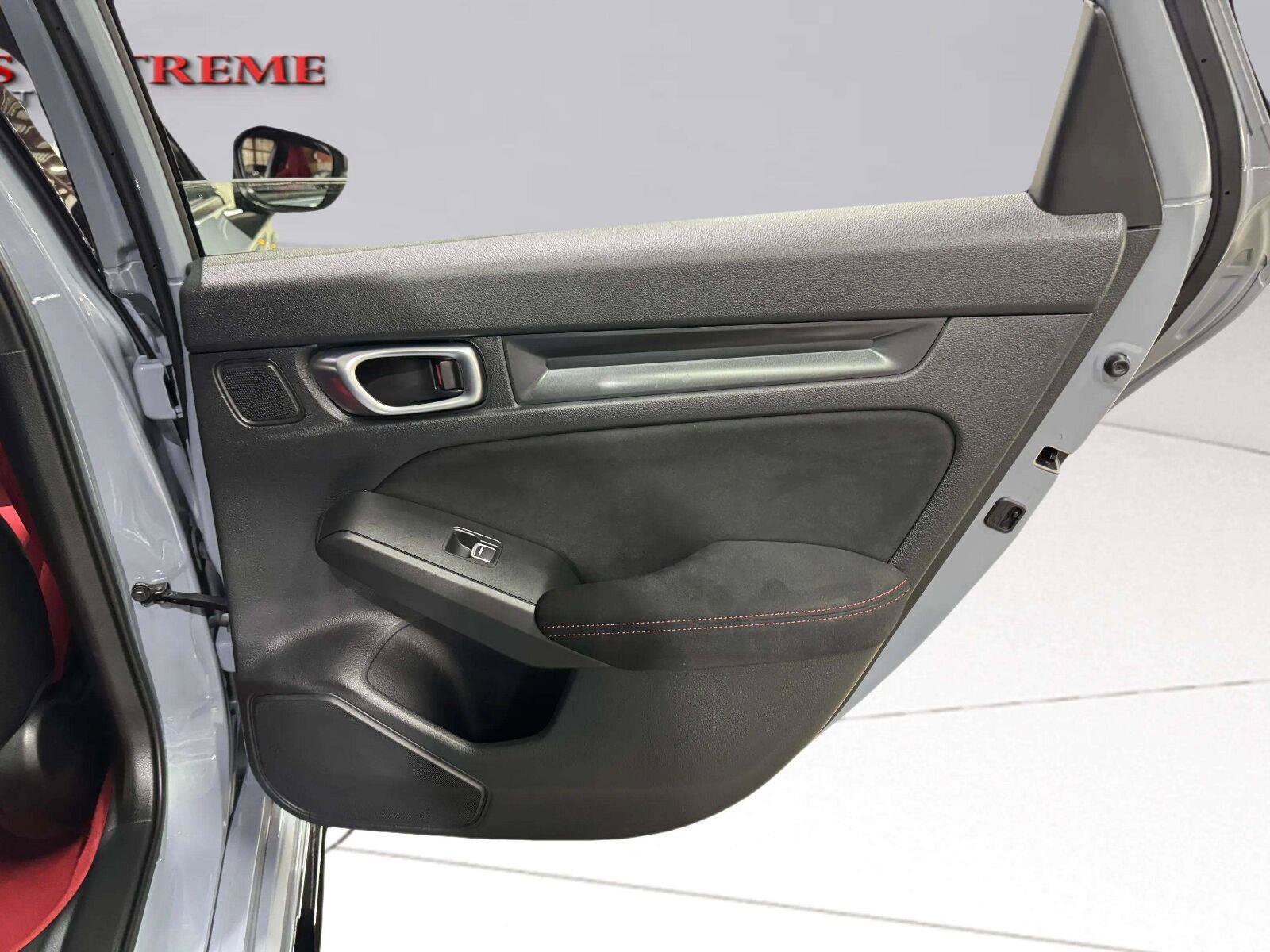 Used 2024 Honda Civic Type R image 26