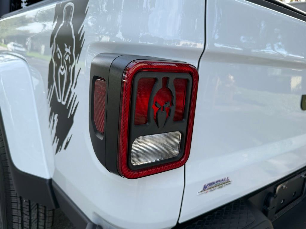 Certified 2024 Jeep Gladiator Sport image 42
