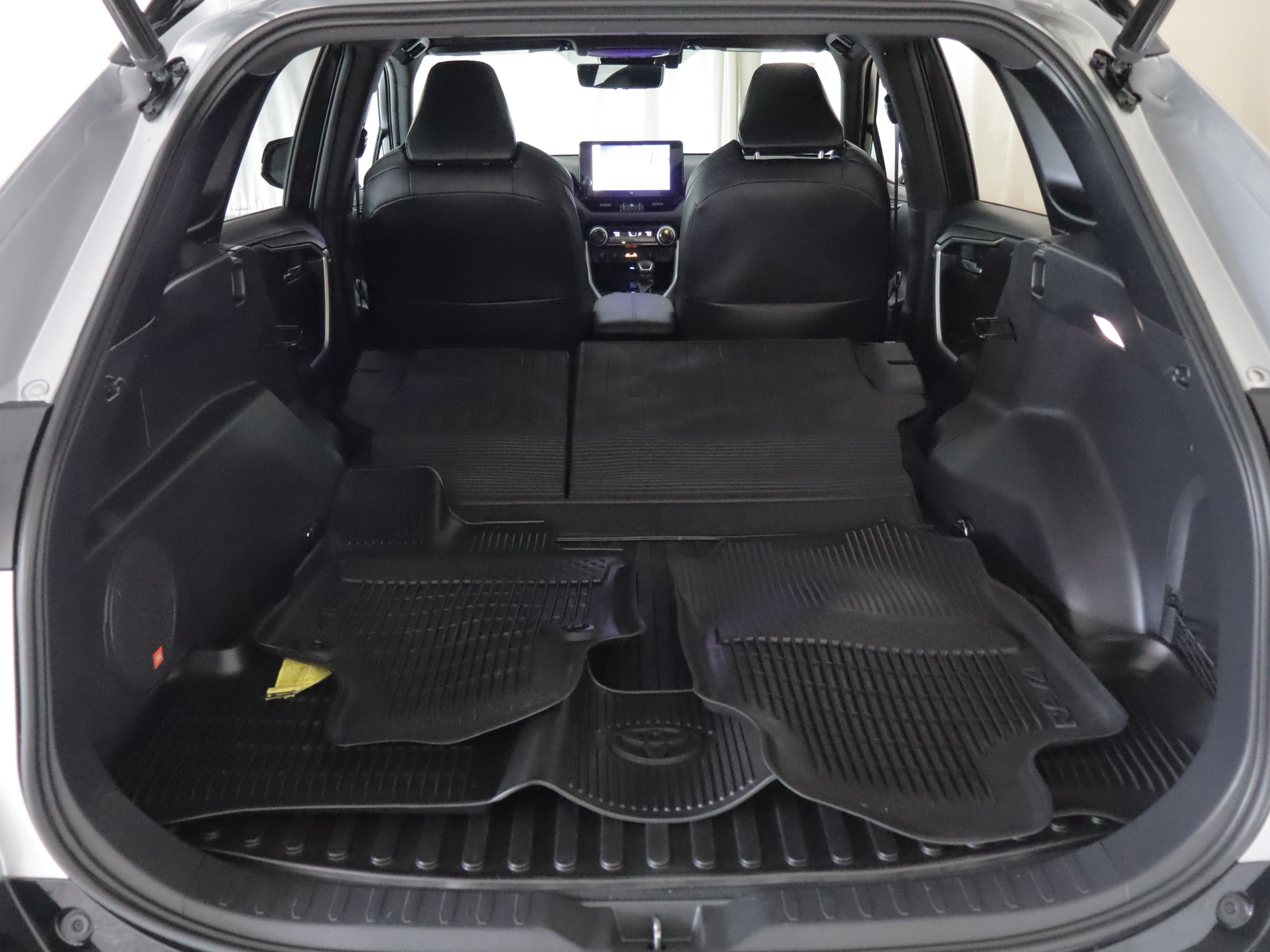 Used 2023 Toyota RAV4 XSE AWD/4WD image 22