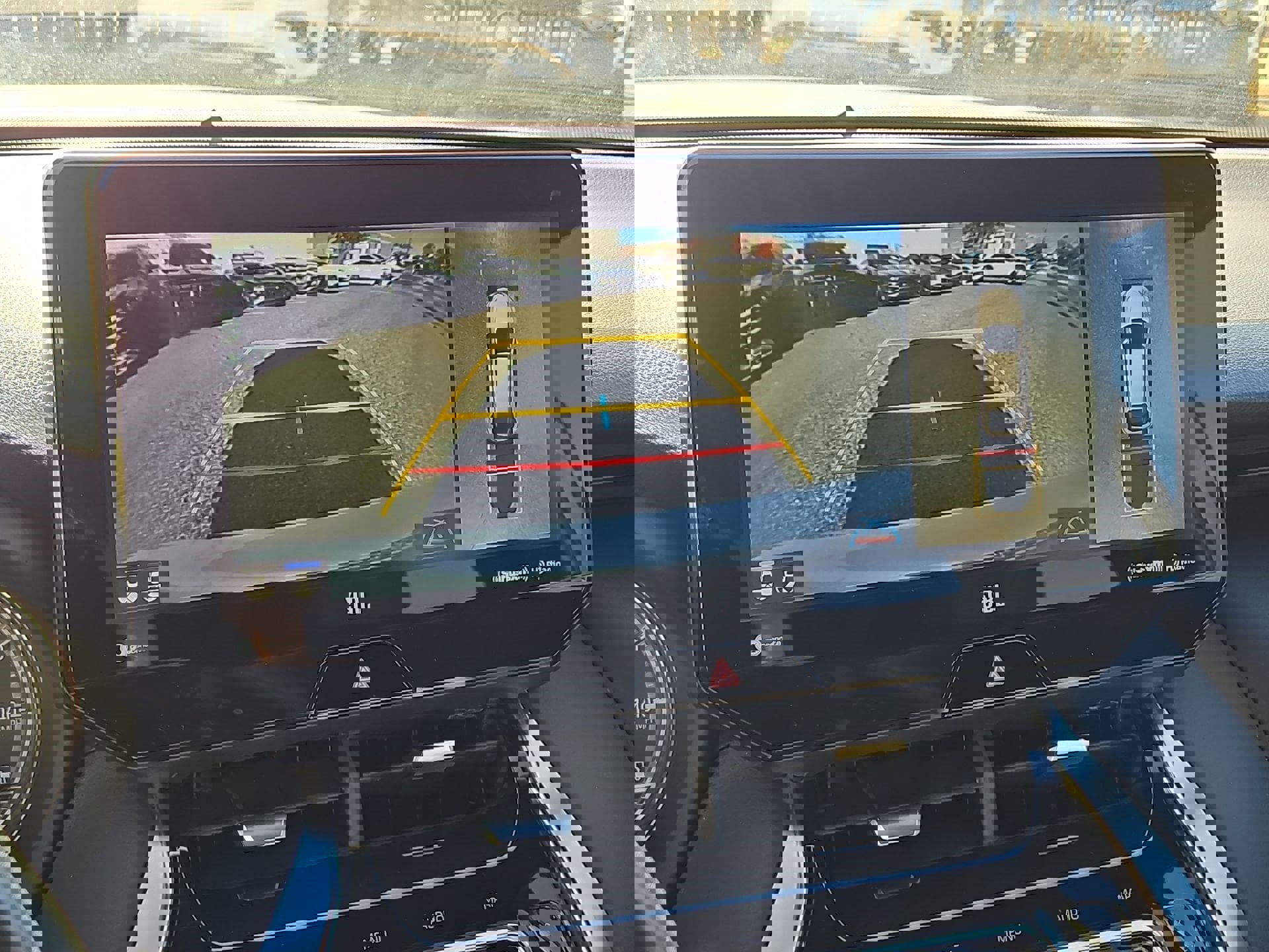 Used 2021 Toyota Venza Limited image 18