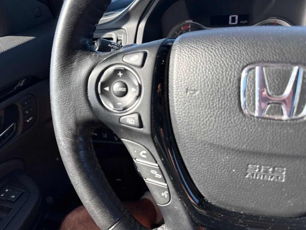 Used 2017 Honda Pilot Elite image 24