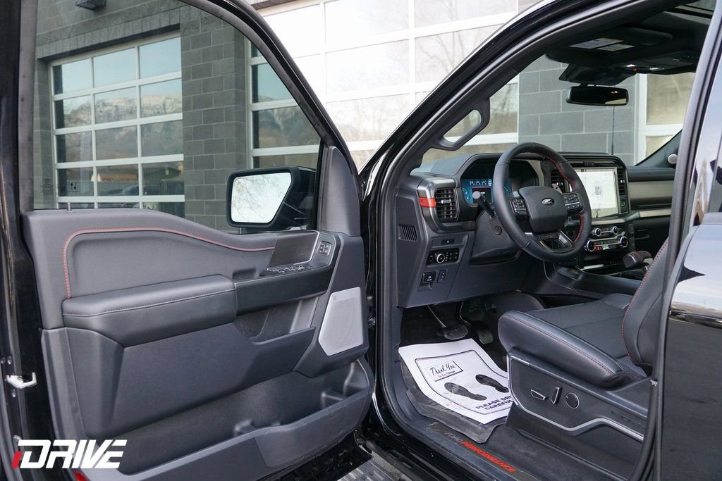 Used 2025 Ford F150 Raptor image 17