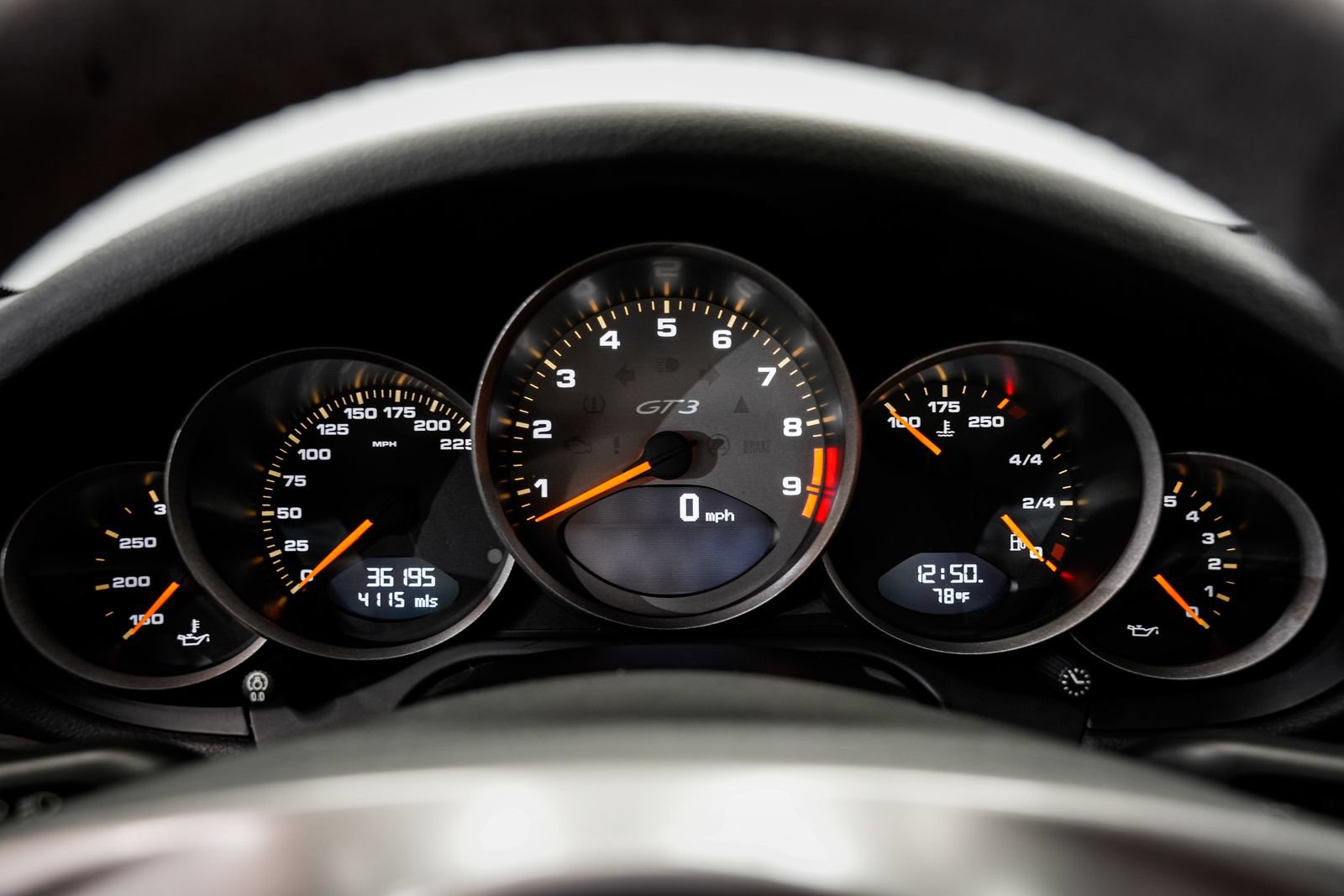 Used 2010 Porsche 911 GT3 RWD image 11