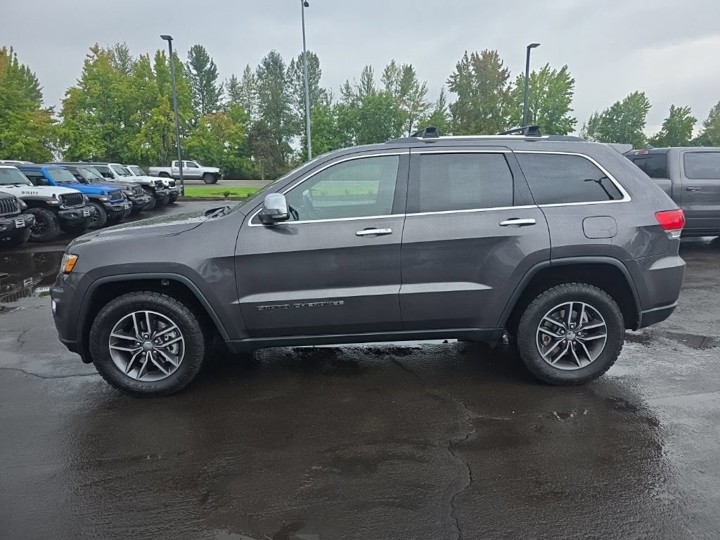 Used 2018 Jeep Grand Cherokee Limited AWD/4WD image 2