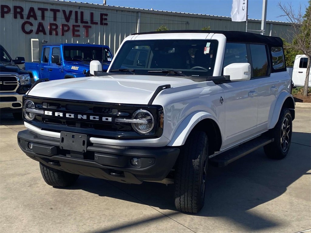 Used 2024 Ford Bronco Outer Banks image 38