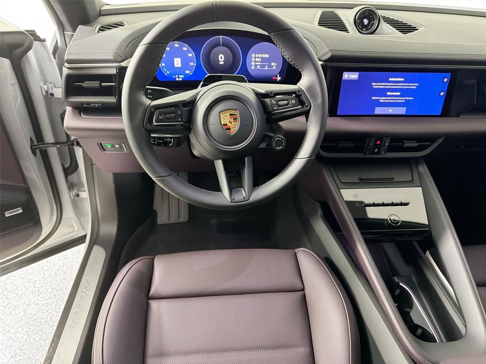 Certified 2026 Porsche Macan 4 Electric RWD image 18