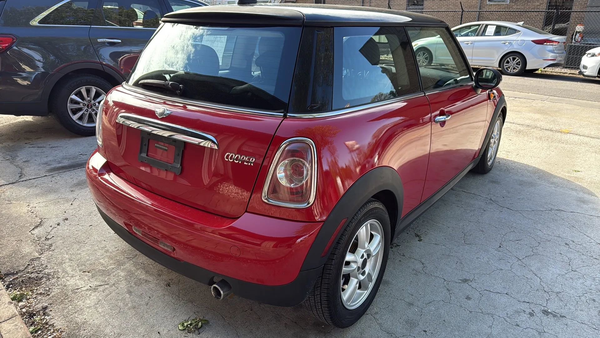 Used 2012 MINI Cooper Hardtop image 5
