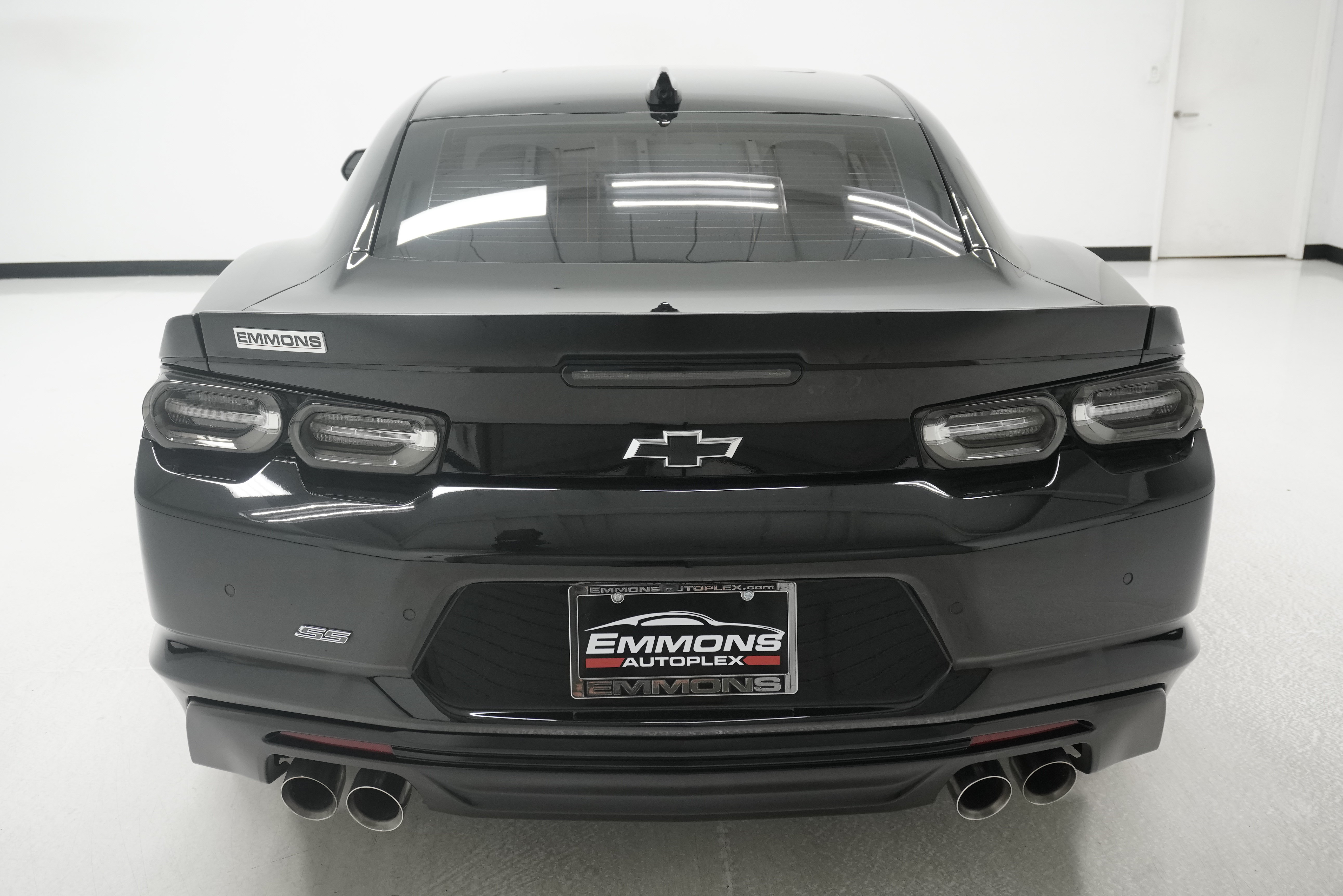 Used 2022 Chevrolet Camaro SS RWD image 5