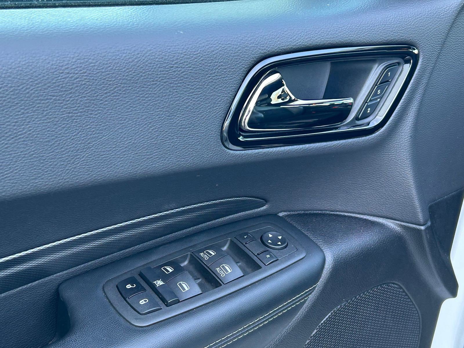 Used 2022 Dodge Durango GT image 9