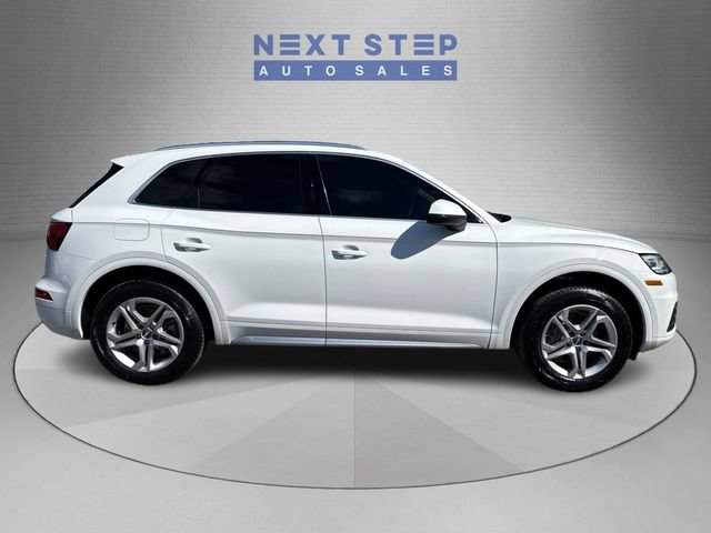 Used 2019 Audi Q5 2.0T Premium w/ Convenience Package AWD/4WD image 9