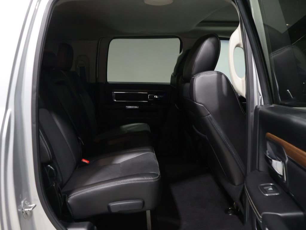Used 2016 RAM 3500 Laramie image 20