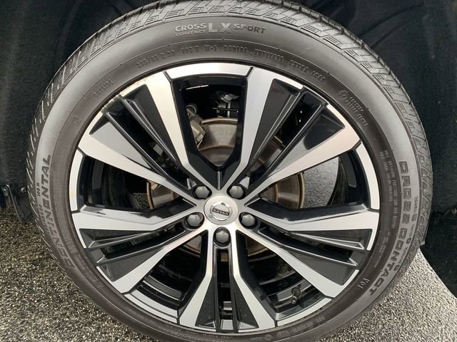 Used 2023 Volvo XC60 B5 Plus w/ Climate Package image 34