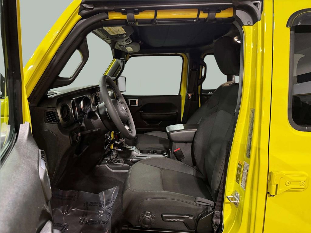 Used 2023 Jeep Wrangler Sport S image 21