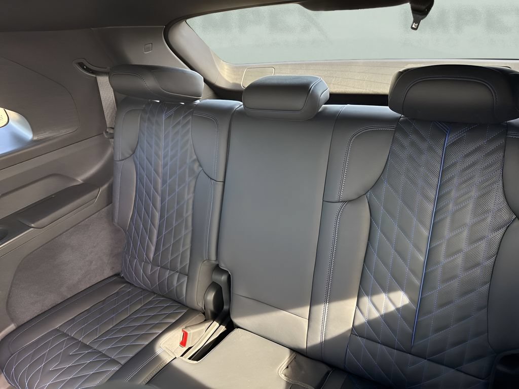 Used 2025 Cadillac Escalade IQ Luxury 1 AWD/4WD image 13