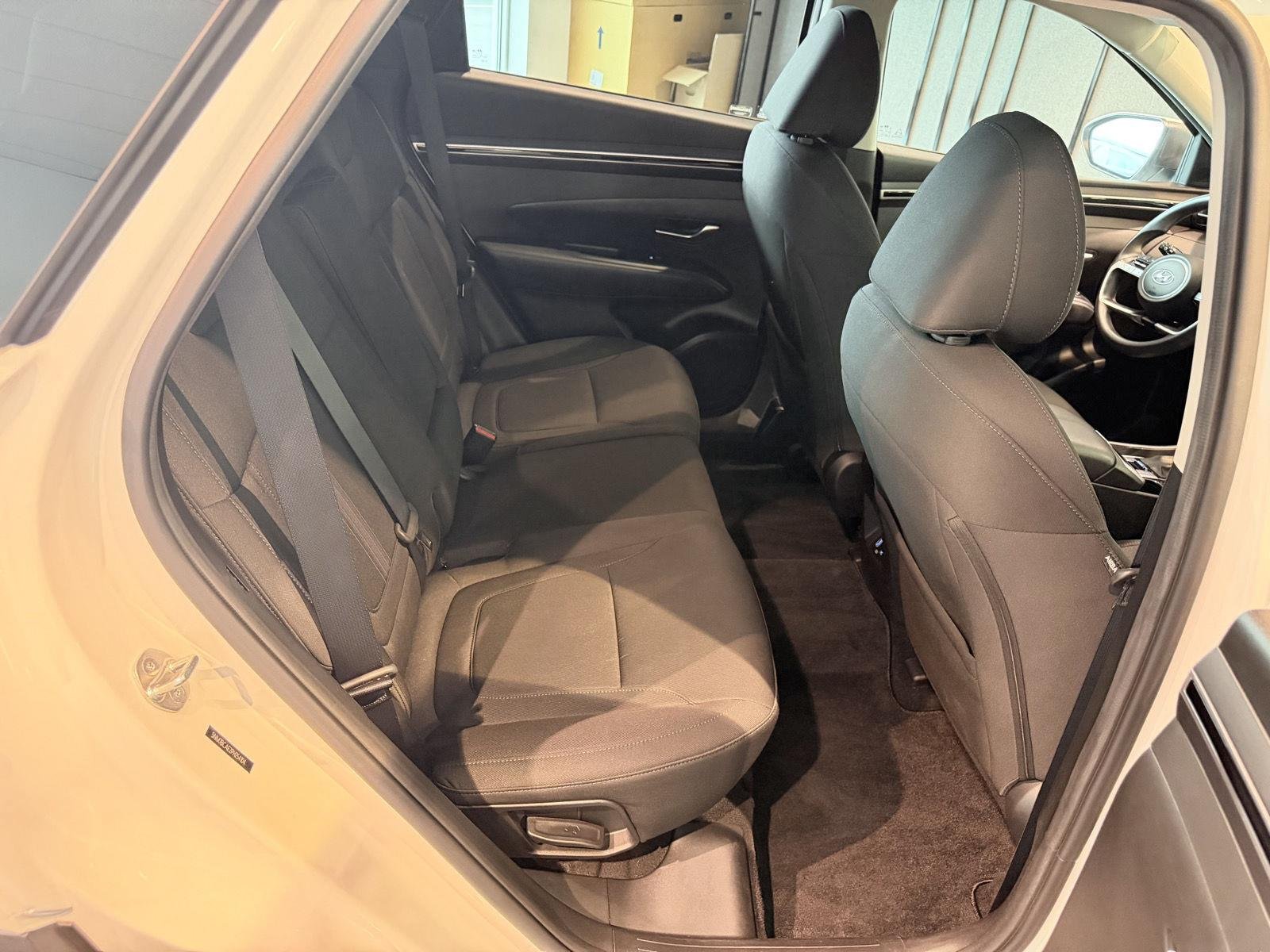 Used 2023 Hyundai Tucson SEL AWD/4WD image 23