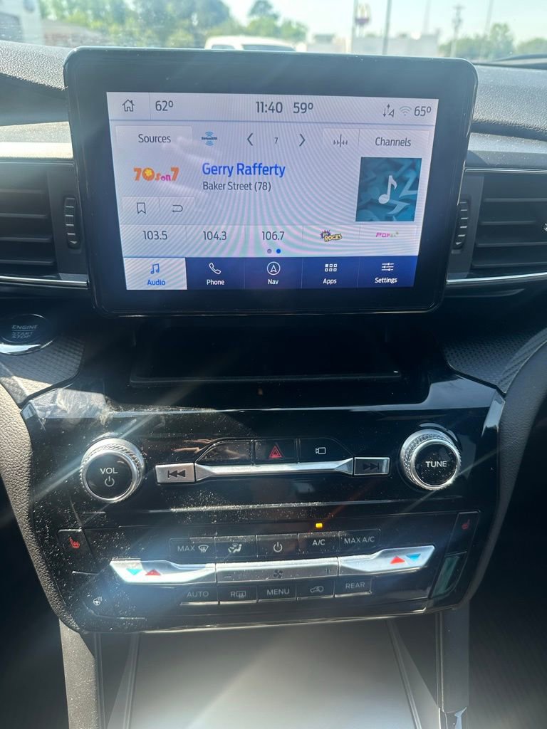 Used 2022 Ford Explorer ST-Line w/ Class IV Trailer Tow Package AWD/4WD image 10