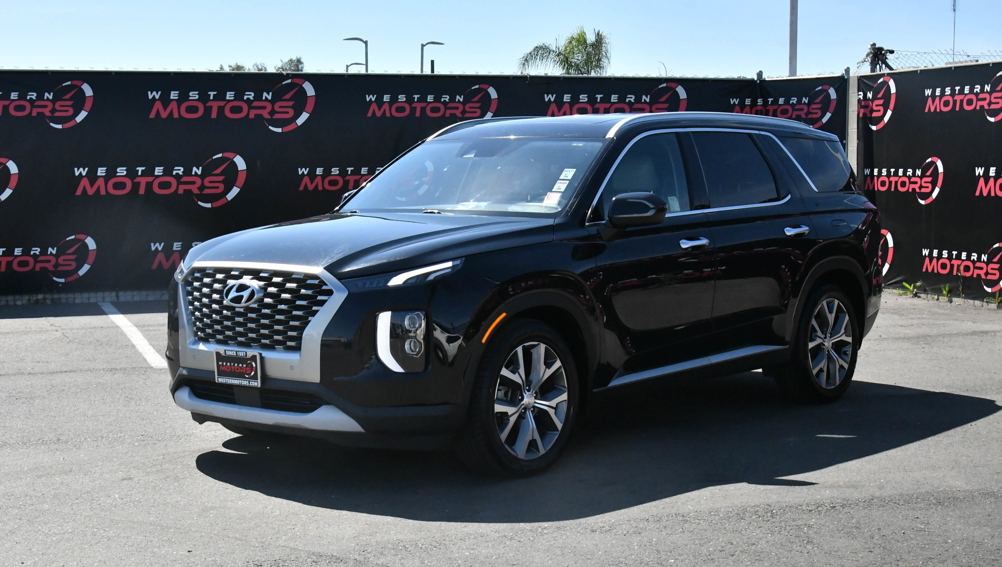 Used 2021 Hyundai Palisade SEL w/ Premium Package image 3