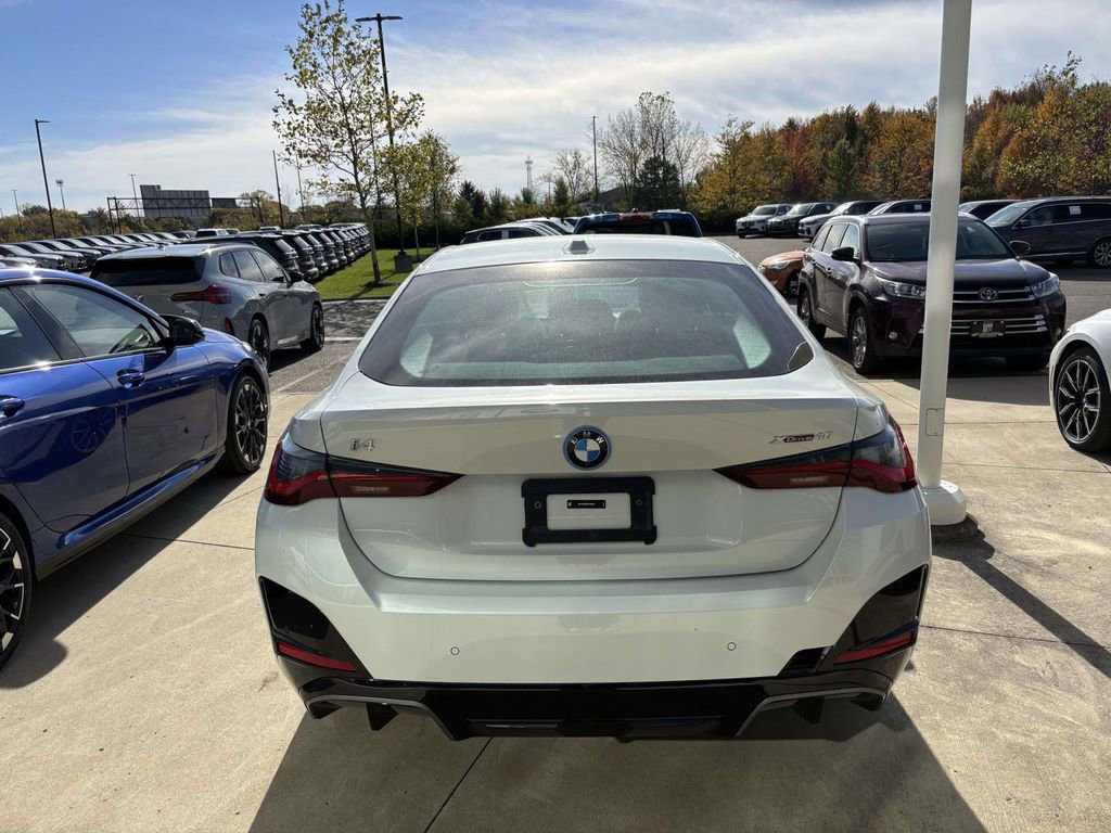 New 2025 BMW i4 xDrive40i w/ M Sport Package image 6